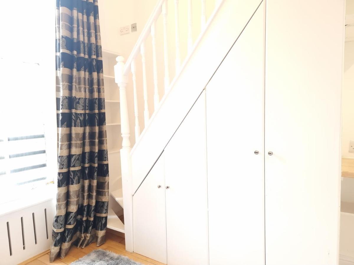 F8-Mezzanine 1St Floor Flat Fits 3 Near Paddington Apartment London Exterior photo